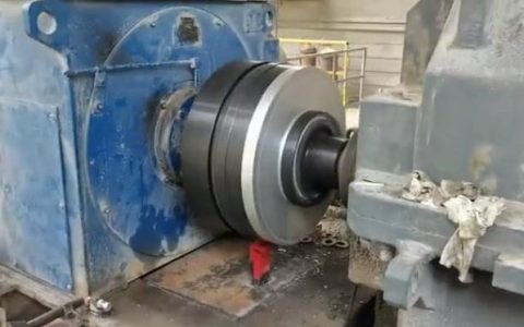 水泥厂辊压机改造视频曝光：不漏油、维护少，提升效率高达99.9%！